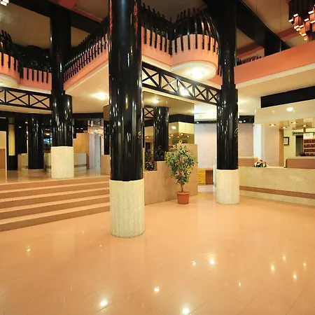 Hotel The St. George's Park San Giuliano