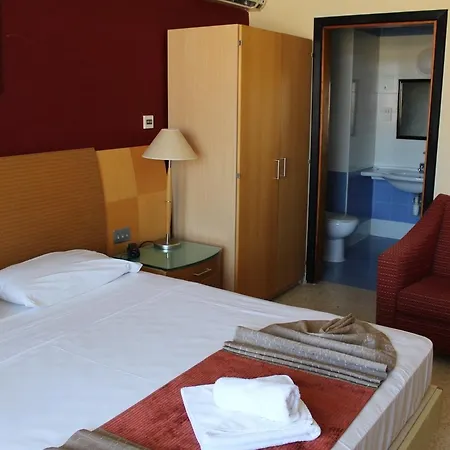 The St. George's Park Hotel 3*