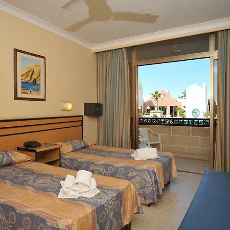 The St. George's Park 3* San Giuliano