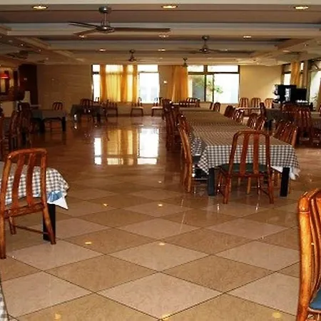 호텔 The St. George's Park 3*