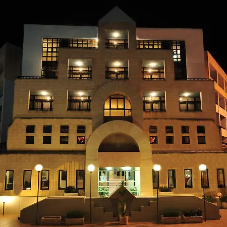 Otel The St. George's Park 3*