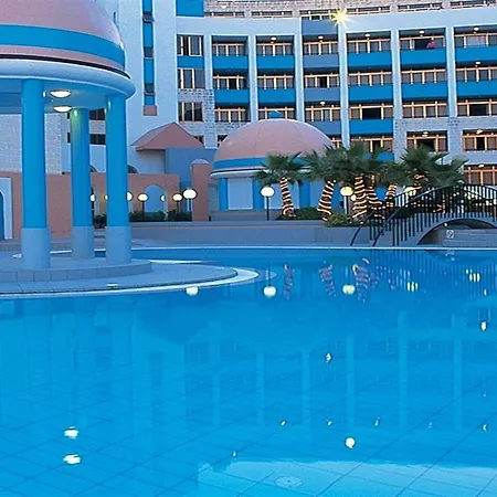 Otel The St. George's Park 3*