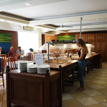 The St. George's Park 3* San Julián